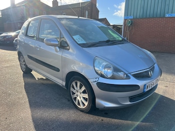 Used Honda Jazz 2004 for sale - 76669452: Photo