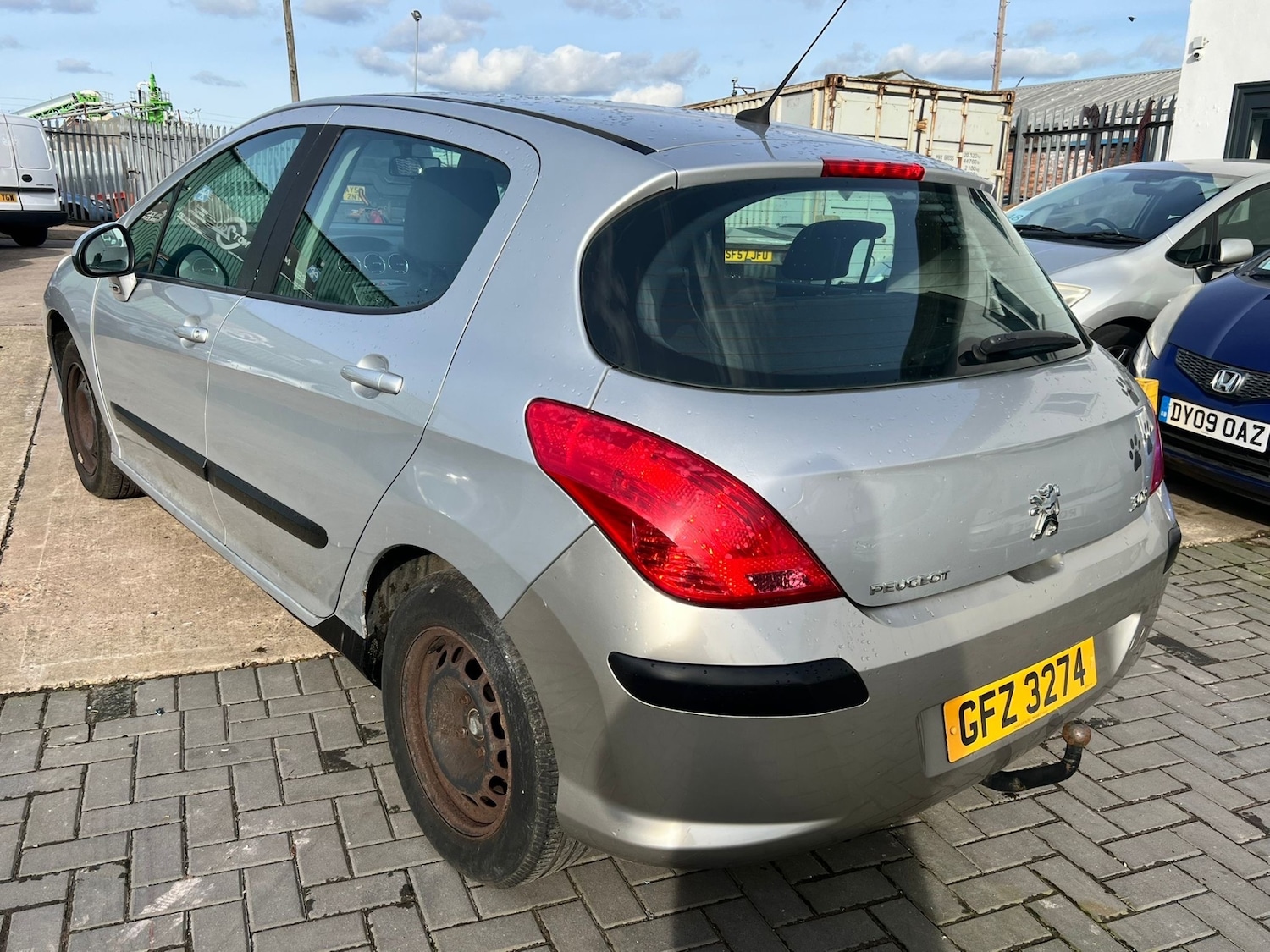 Used Peugeot 308 2010 for sale - 77558223: Photo 5