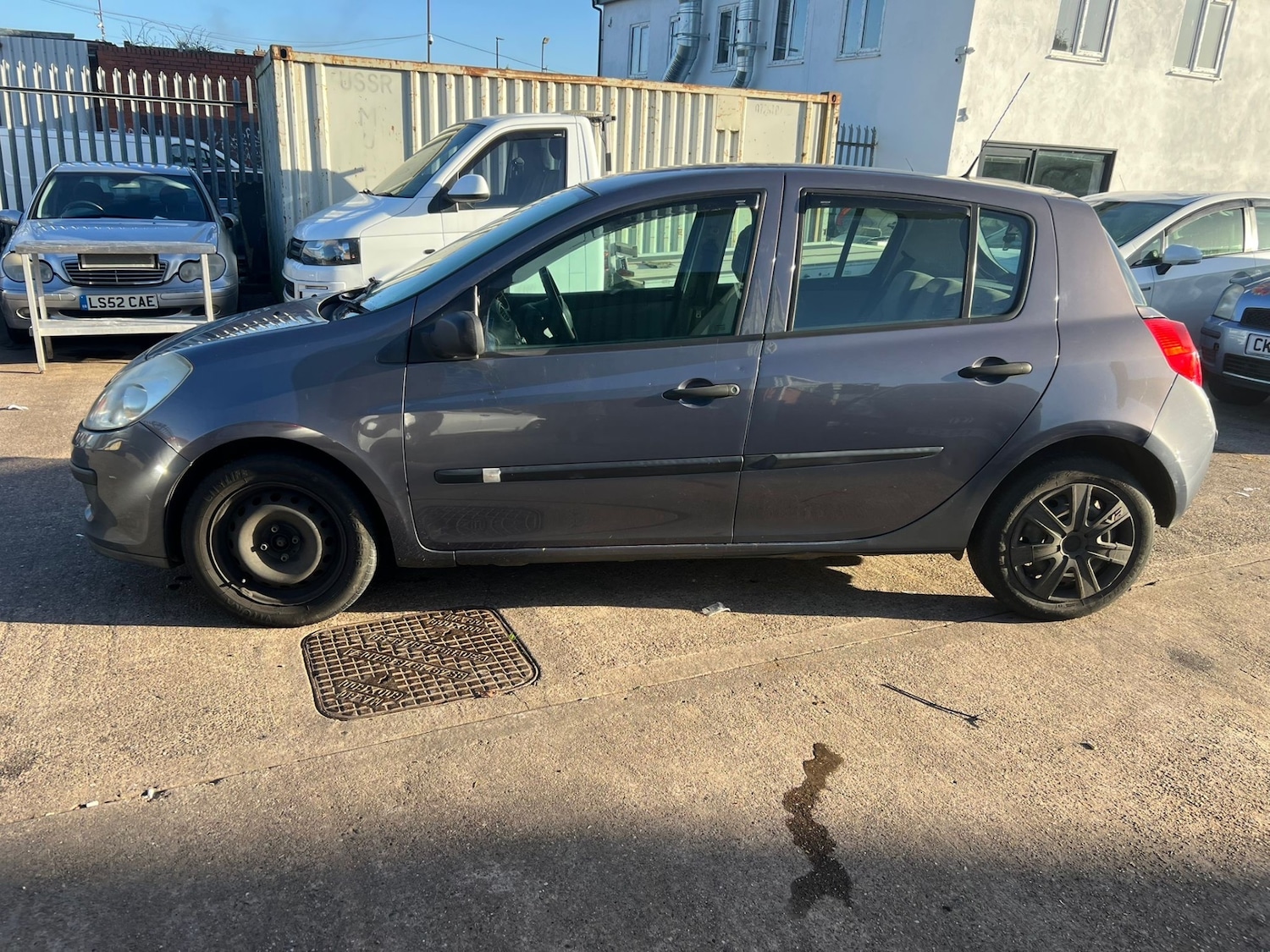 Used Renault Clio 2007 for sale - 76600152: Photo 4