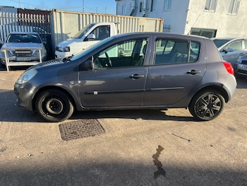 Used Renault Clio 2007 for sale - 76600152: Photo