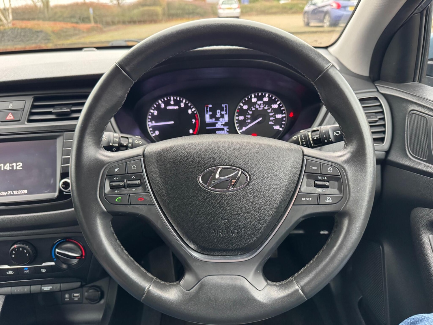 Used Hyundai i20 2017 for sale - 77029587: Photo 20