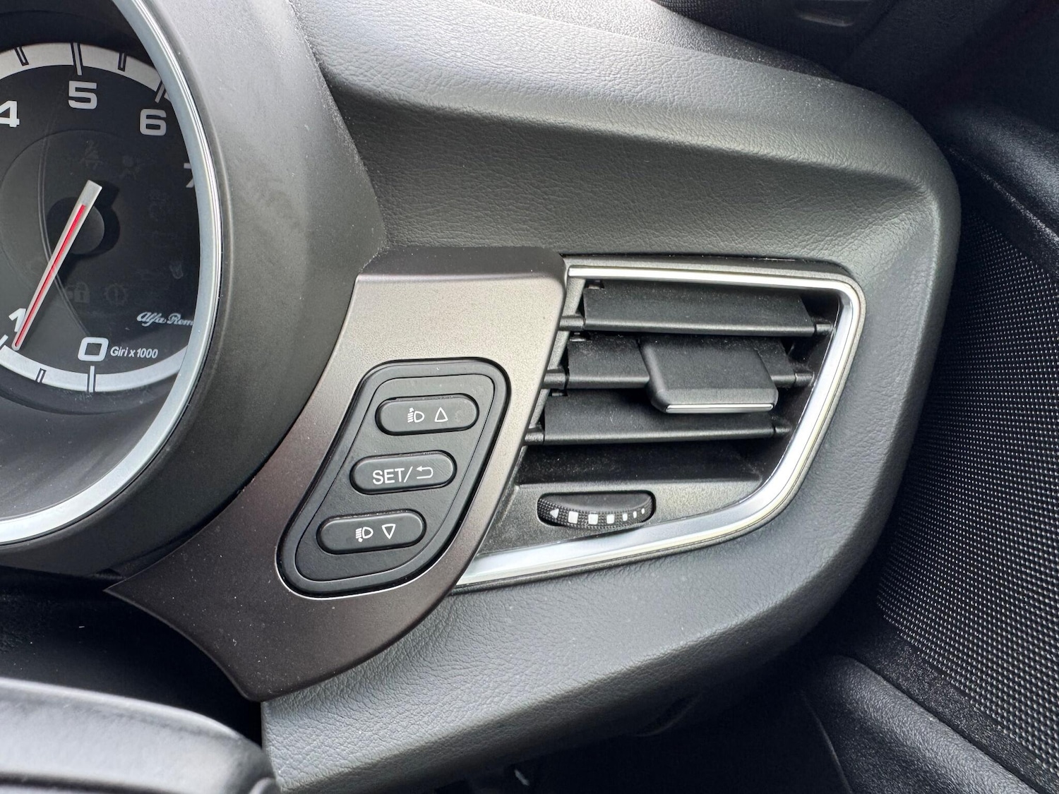 Used Alfa Romeo Giulietta 2015 for sale - 76485280: Photo 28