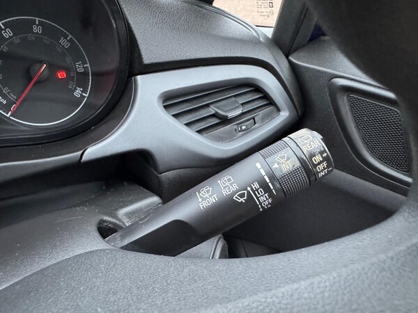 Used Vauxhall Corsa 2015 for sale - 76307687: Photo 24