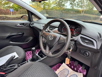 Used Vauxhall Corsa 2015 for sale - 76307687: Photo 3