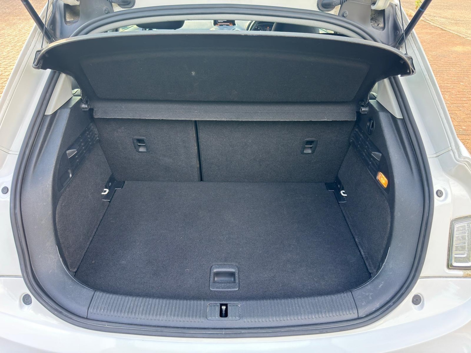Vehicle 44