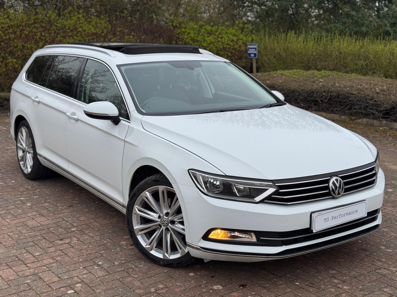 Used Volkswagen Passat 2016 for sale - 78006607: Photo 1