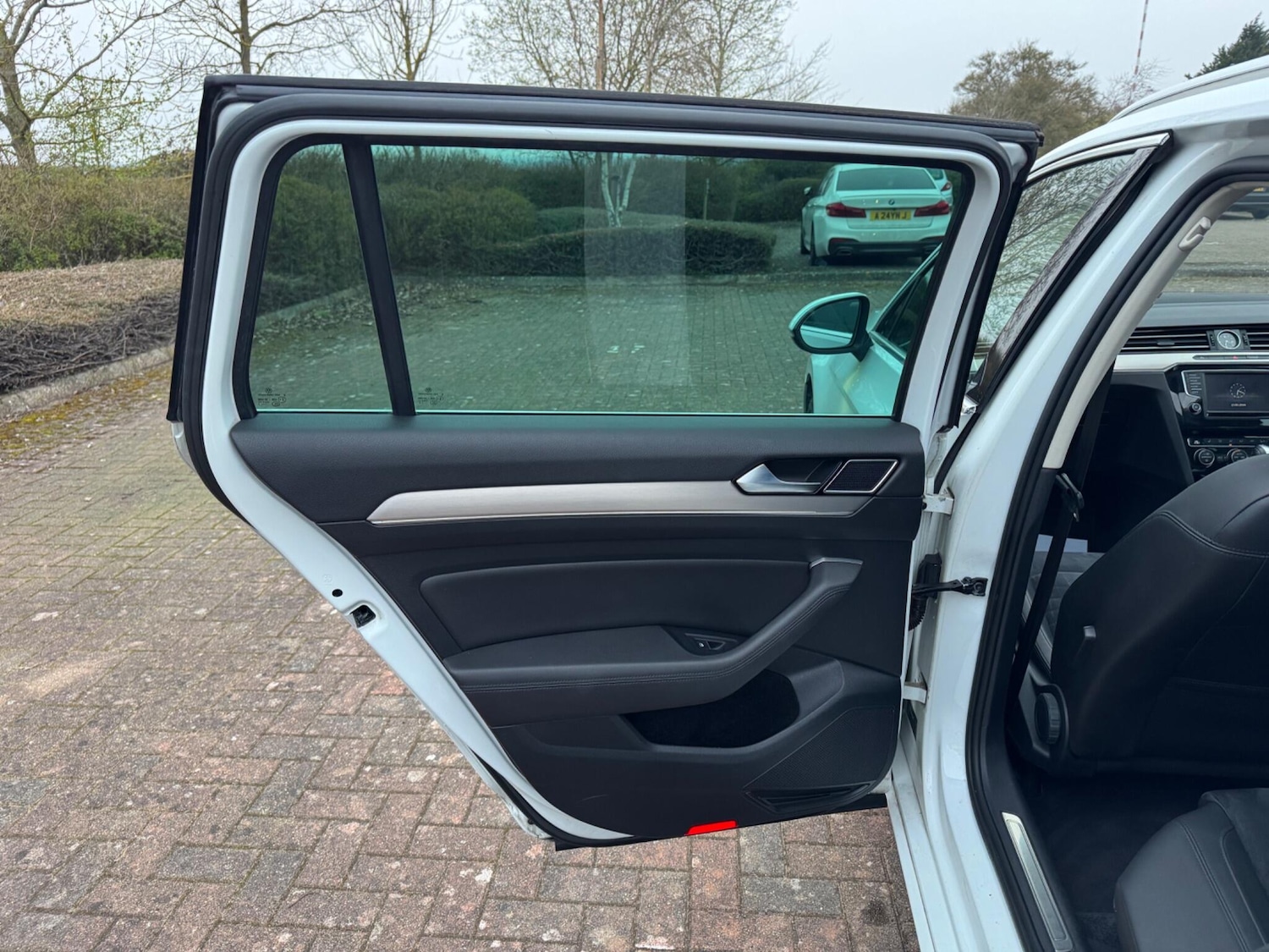 Used Volkswagen Passat 2016 for sale - 78006607: Photo 41