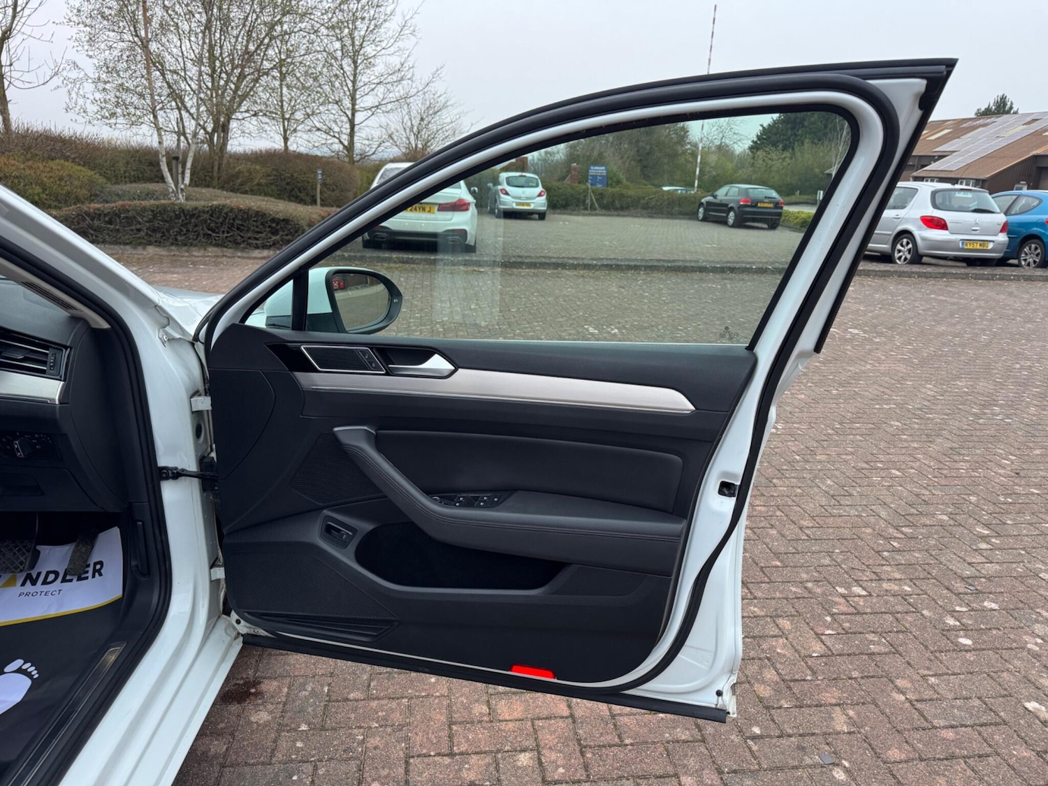 Used Volkswagen Passat 2016 for sale - 78006607: Photo 45