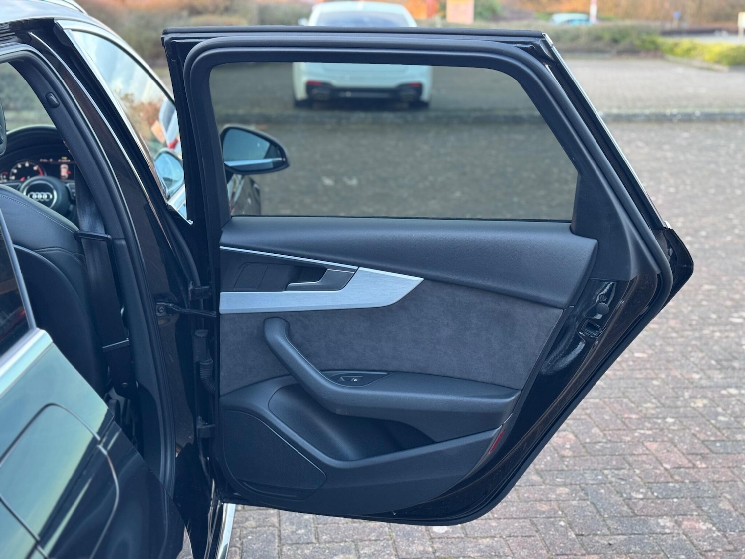 Used Audi A4 2017 for sale - 77377257: Photo 57