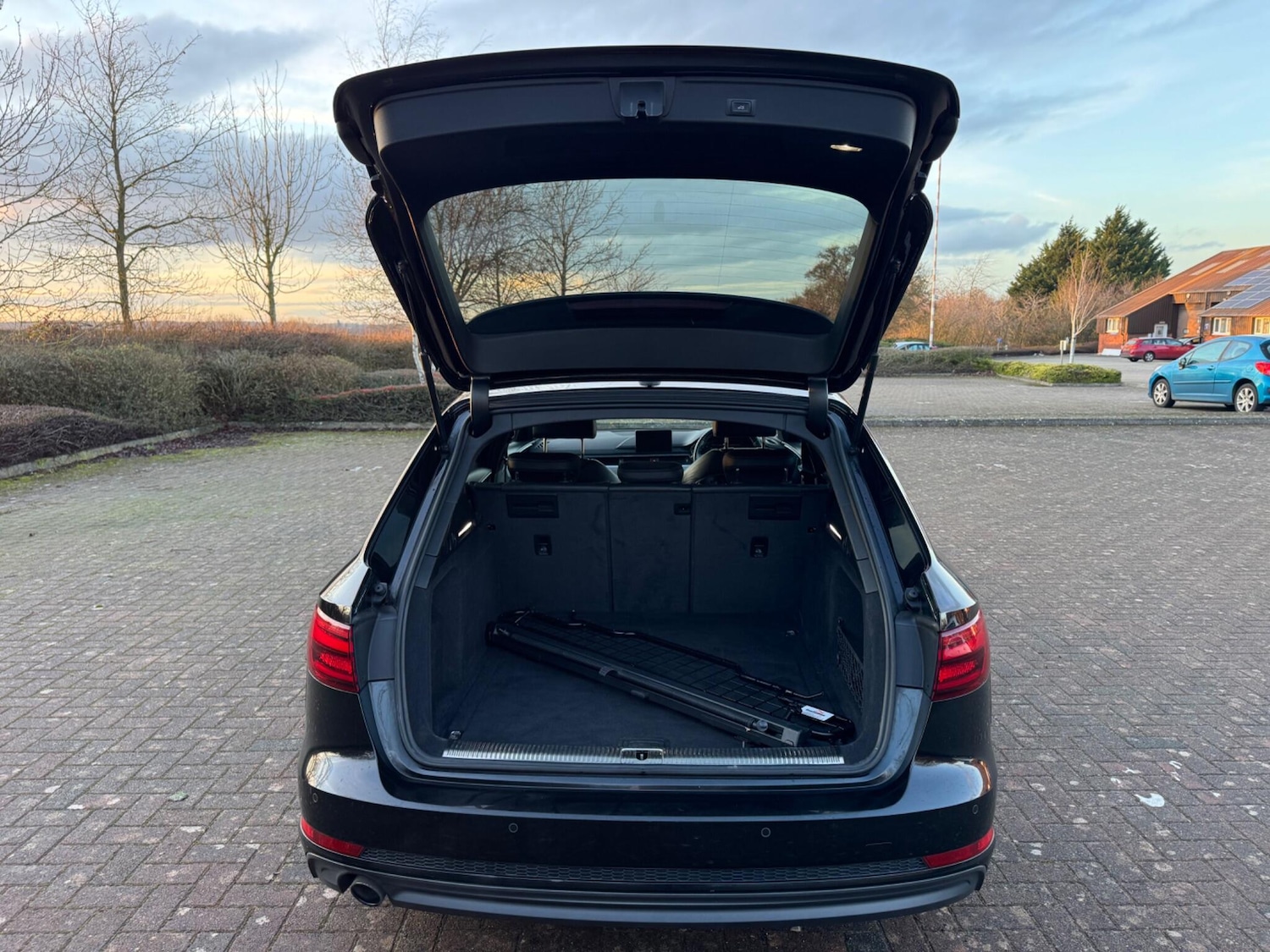 Used Audi A4 2017 for sale - 77377257: Photo 63