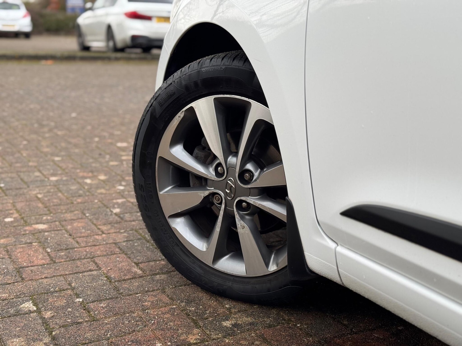 Used Hyundai i20 2016 for sale - 77155760: Photo 11