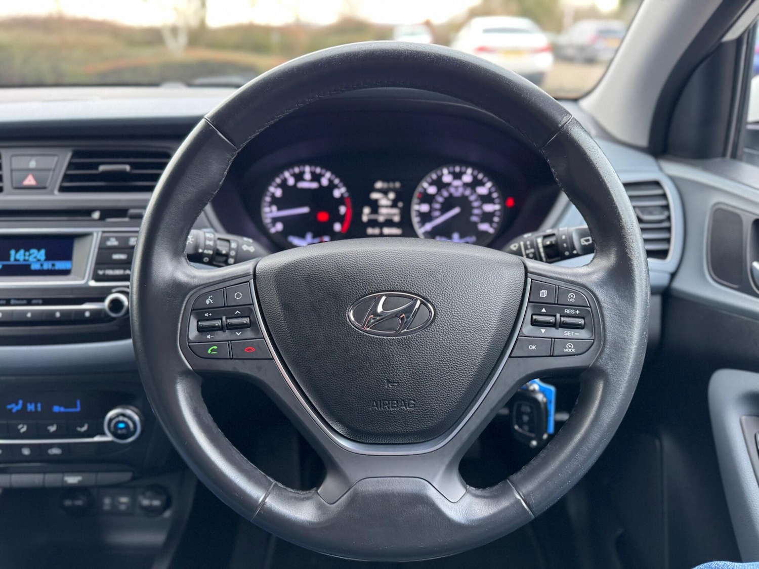 Used Hyundai i20 2016 for sale - 77155760: Photo 20