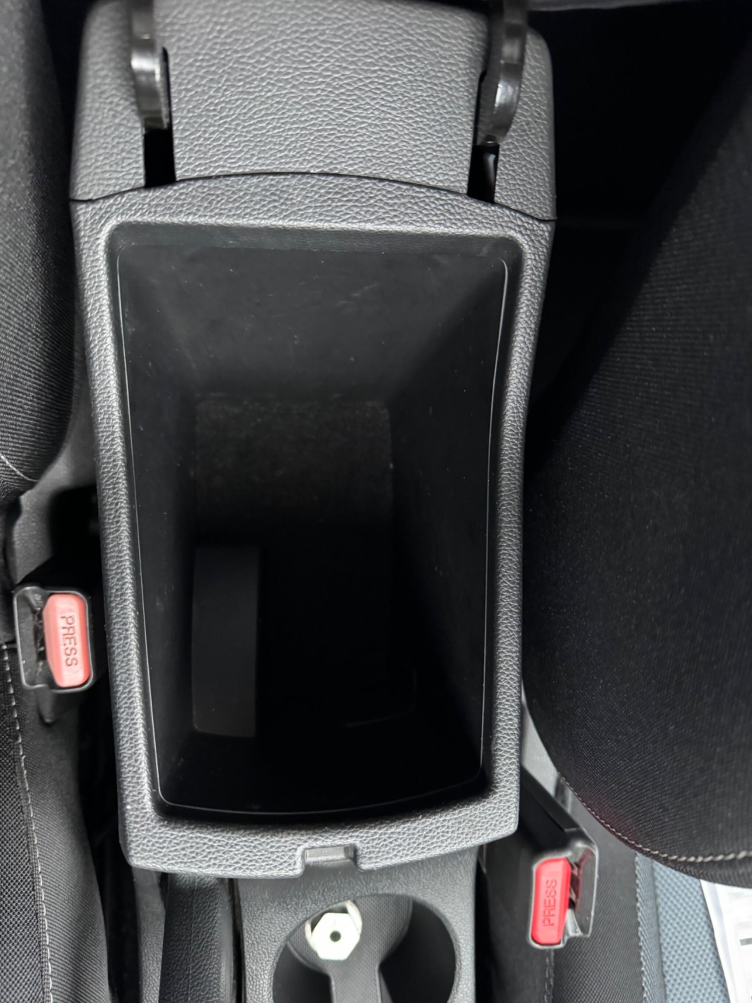 Used Hyundai i20 2016 for sale - 77155760: Photo 32