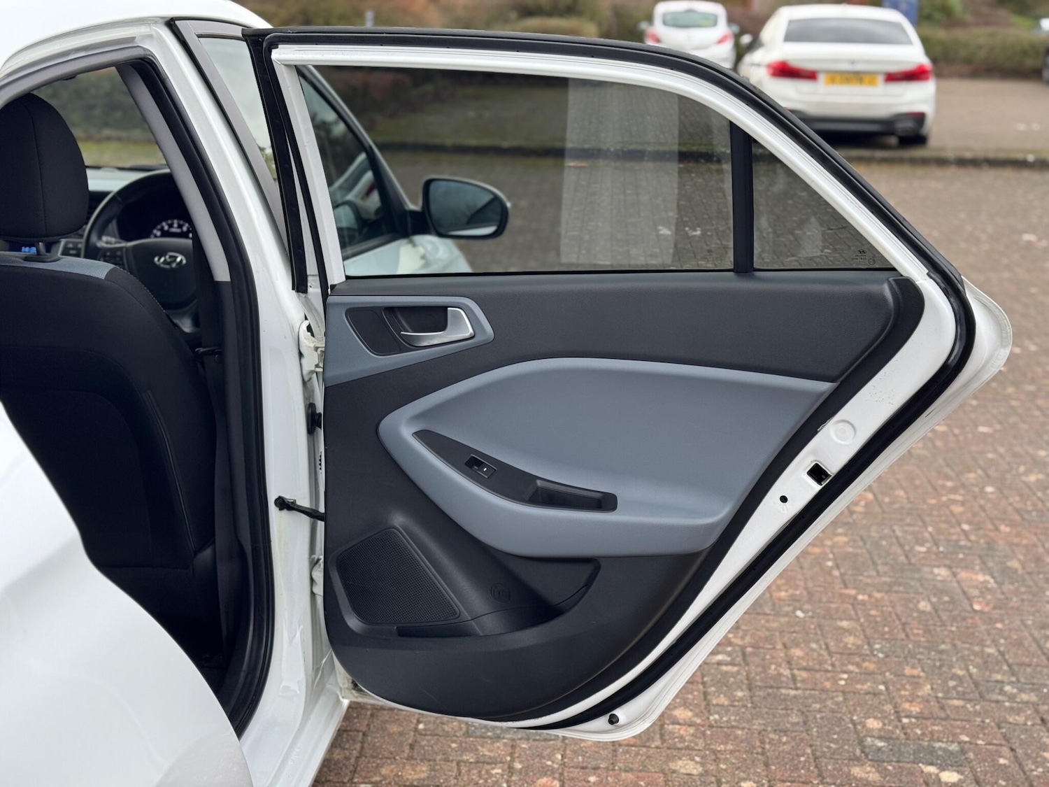 Used Hyundai i20 2016 for sale - 77155760: Photo 47