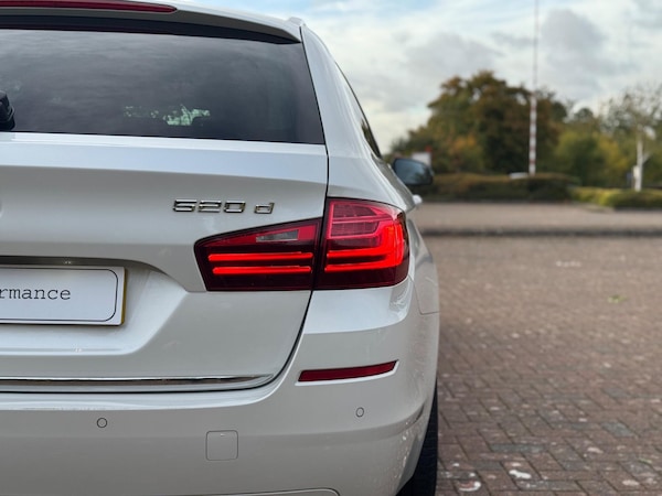 Used BMW 5 Series 2016 for sale - 76179657: Photo 28