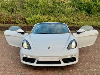 Used Porsche 718 Boxster 2017 for sale - 76021182: Photo
