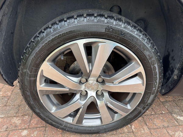 Used Peugeot 2008 2016 for sale - 75152925: Photo 28