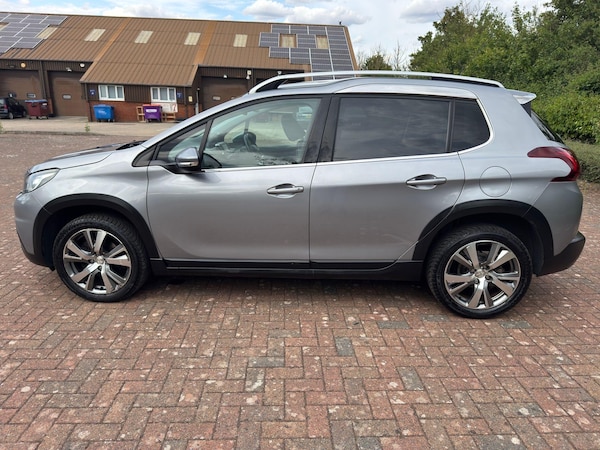 Used Peugeot 2008 2016 for sale - 75152925: Photo 38