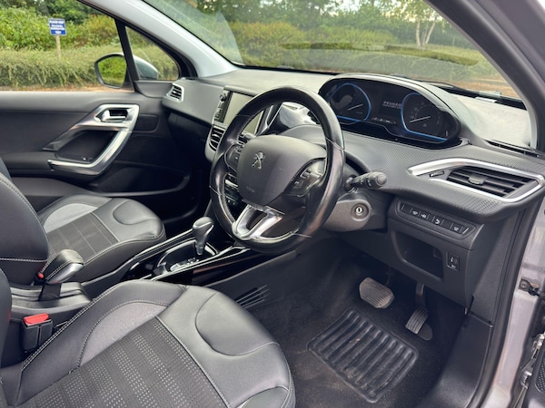 Used Peugeot 2008 2016 for sale - 75152925: Photo 3