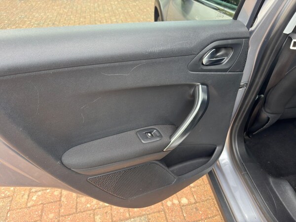 Used Peugeot 2008 2016 for sale - 75152925: Photo 65