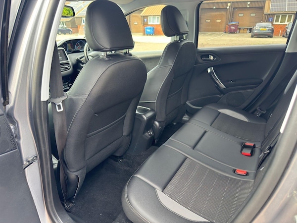 Used Peugeot 2008 2016 for sale - 75152925: Photo 74