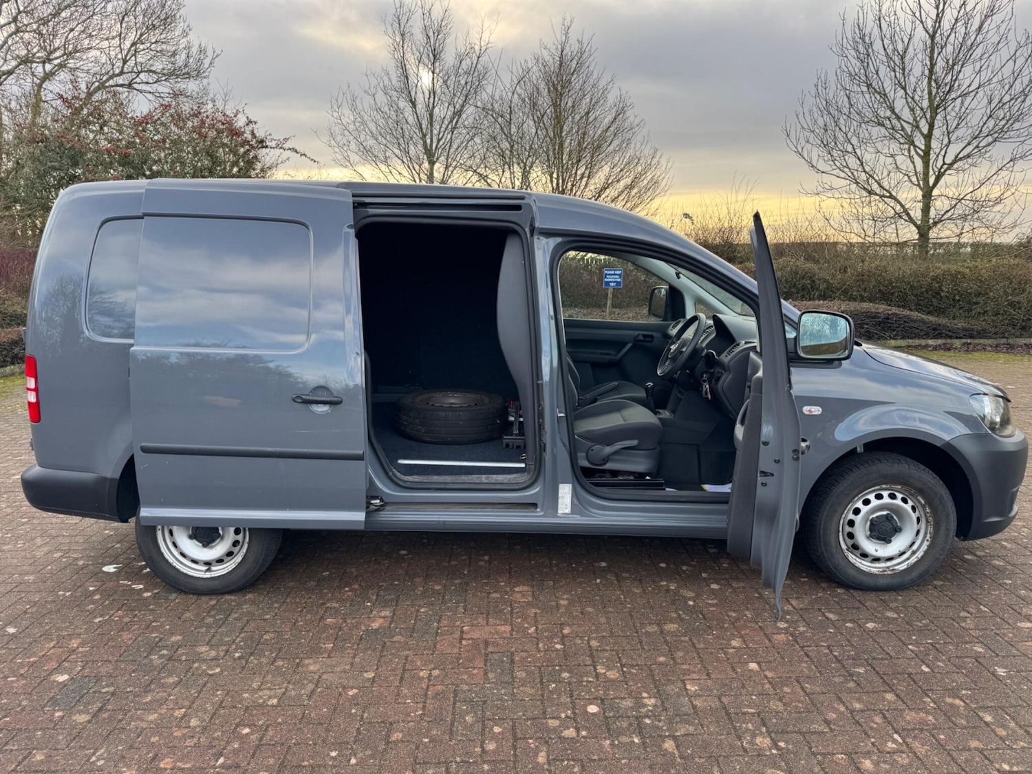 Used Volkswagen Caddy 2014 for sale - 77320523: Photo 12