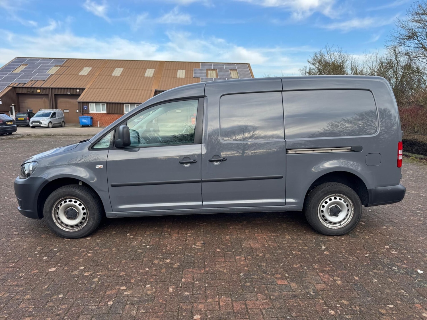 Used Volkswagen Caddy 2014 for sale - 77320523: Photo 5