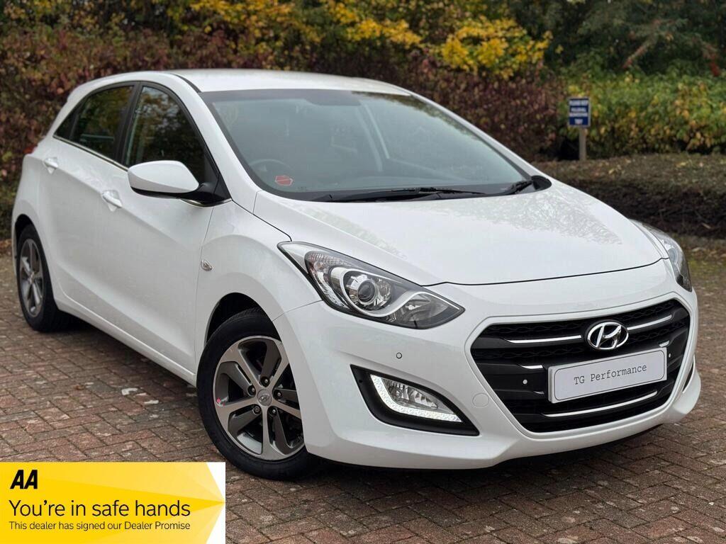 Used Hyundai i30 2015 for sale - 76239555: Photo 1