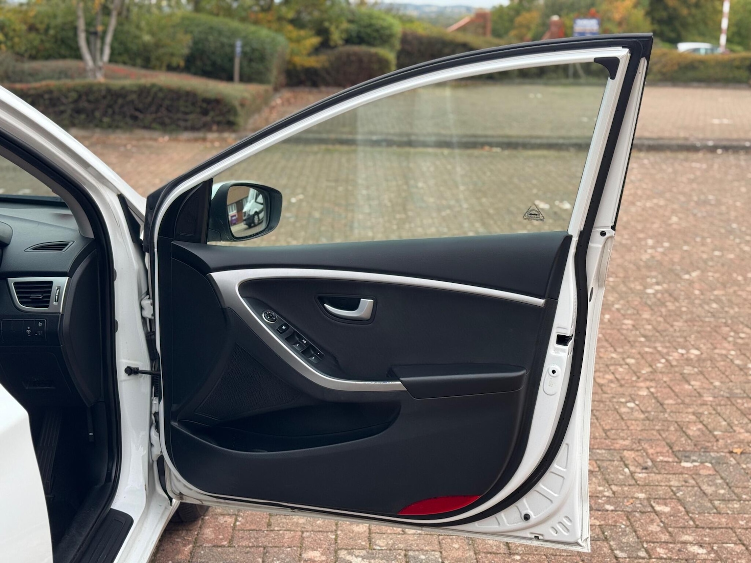 Used Hyundai i30 2015 for sale - 76239555: Photo 29