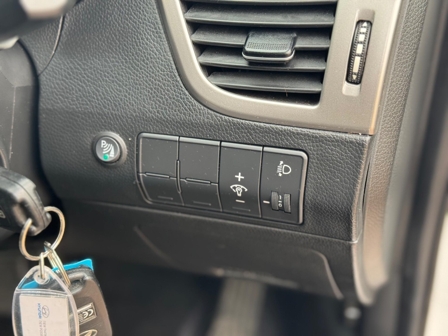 Used Hyundai i30 2015 for sale - 76239555: Photo 33