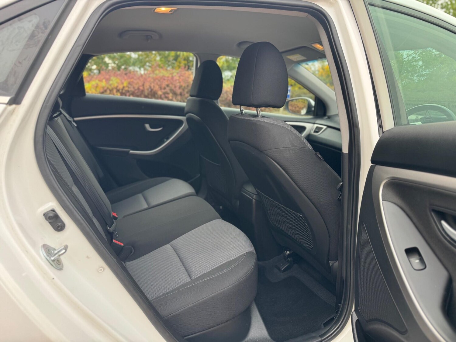 Used Hyundai i30 2015 for sale - 76239555: Photo 49