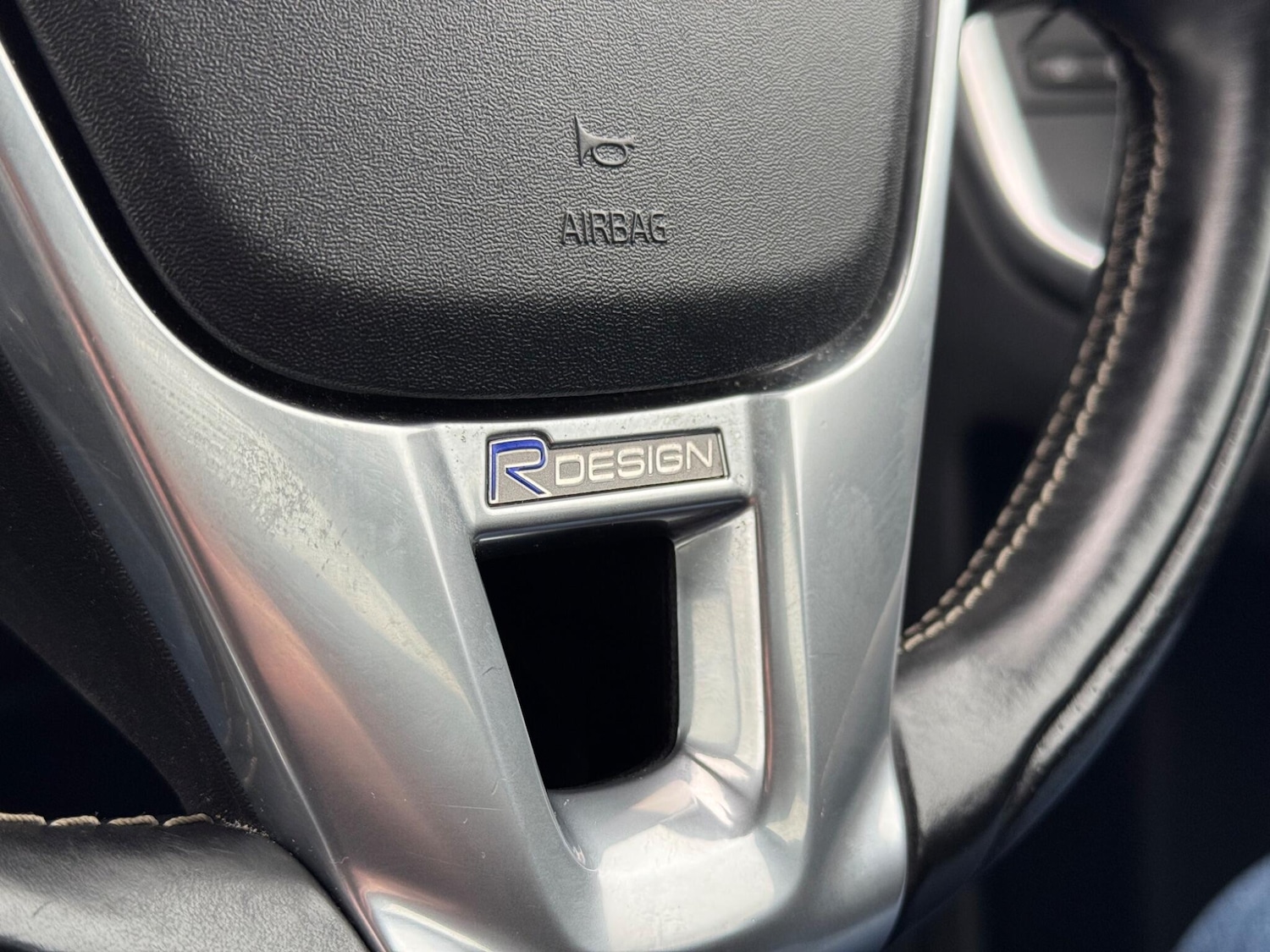 Used Volvo XC60 2015 for sale - 77238409: Photo 21