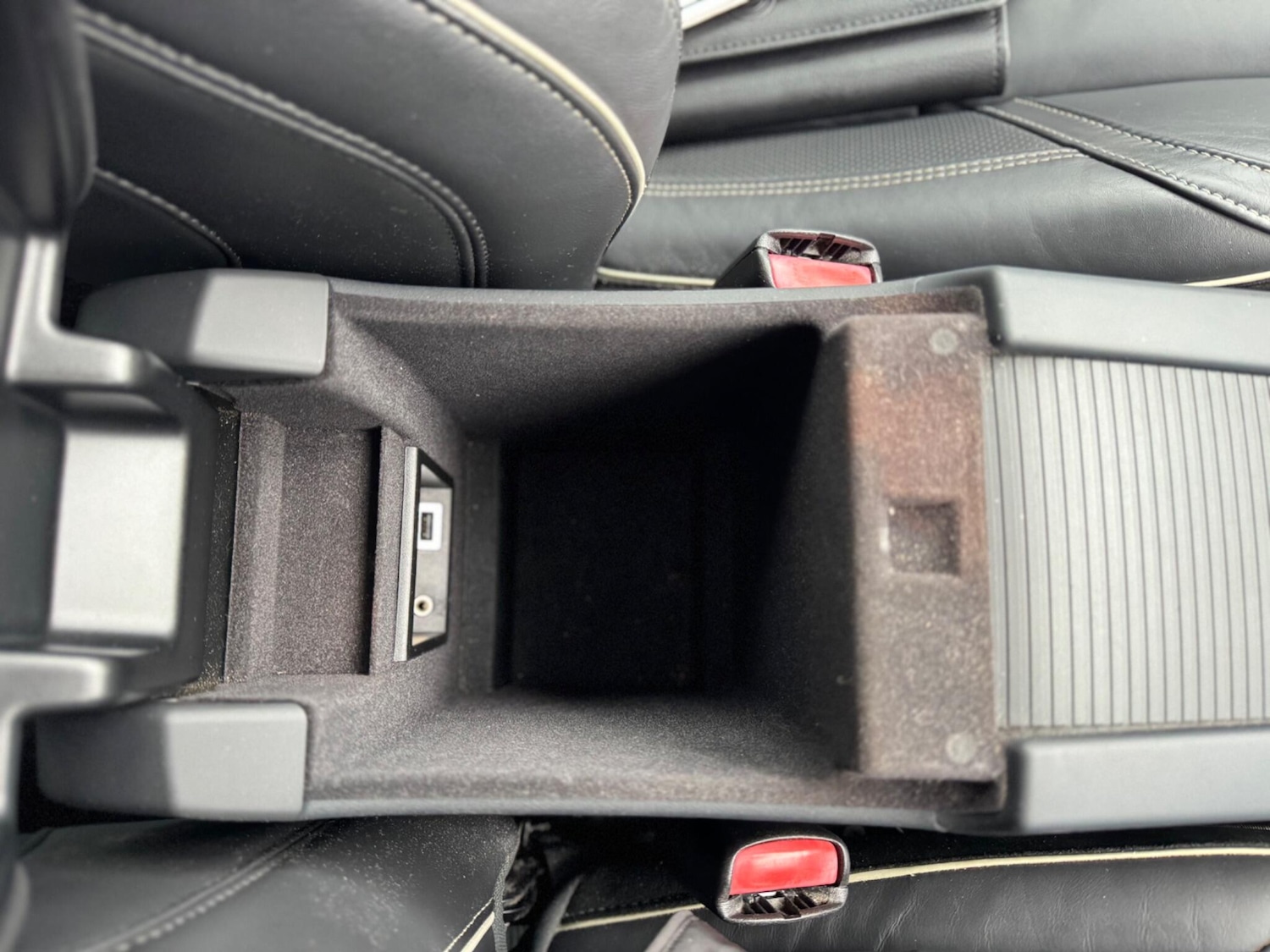 Used Volvo XC60 2015 for sale - 77238409: Photo 37