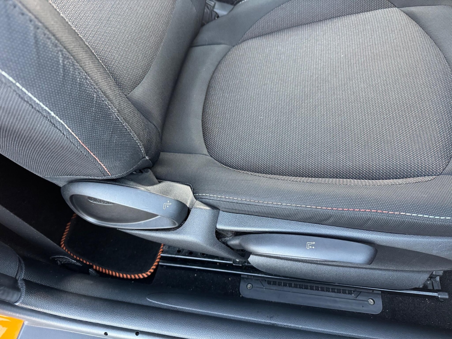 Used MINI Hatch 2014 for sale - 76926385: Photo 33