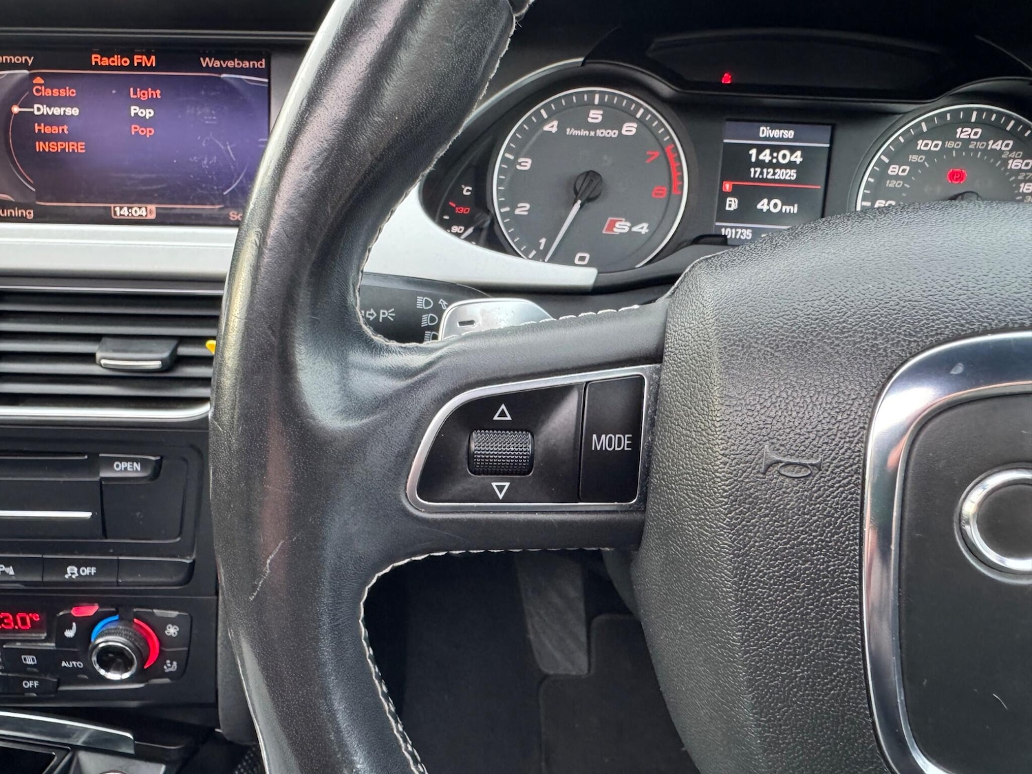 Used Audi A4 2011 for sale - 76989593: Photo 28