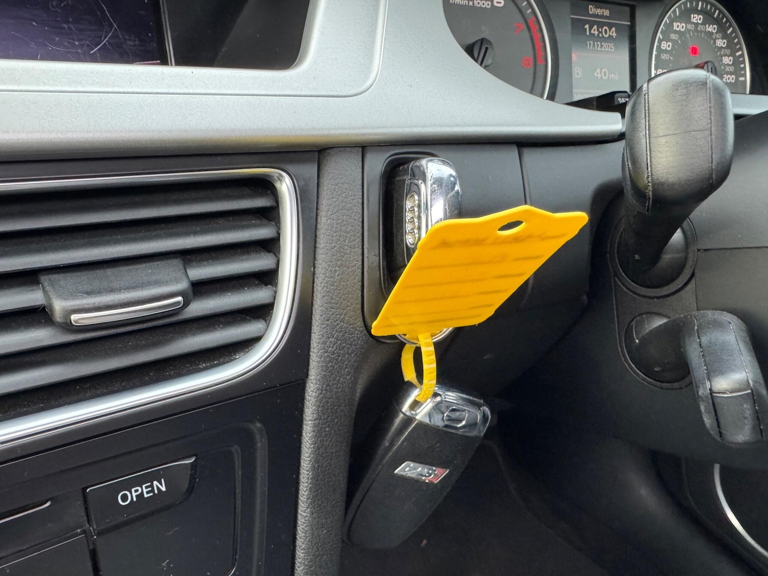 Used Audi A4 2011 for sale - 76989593: Photo 35