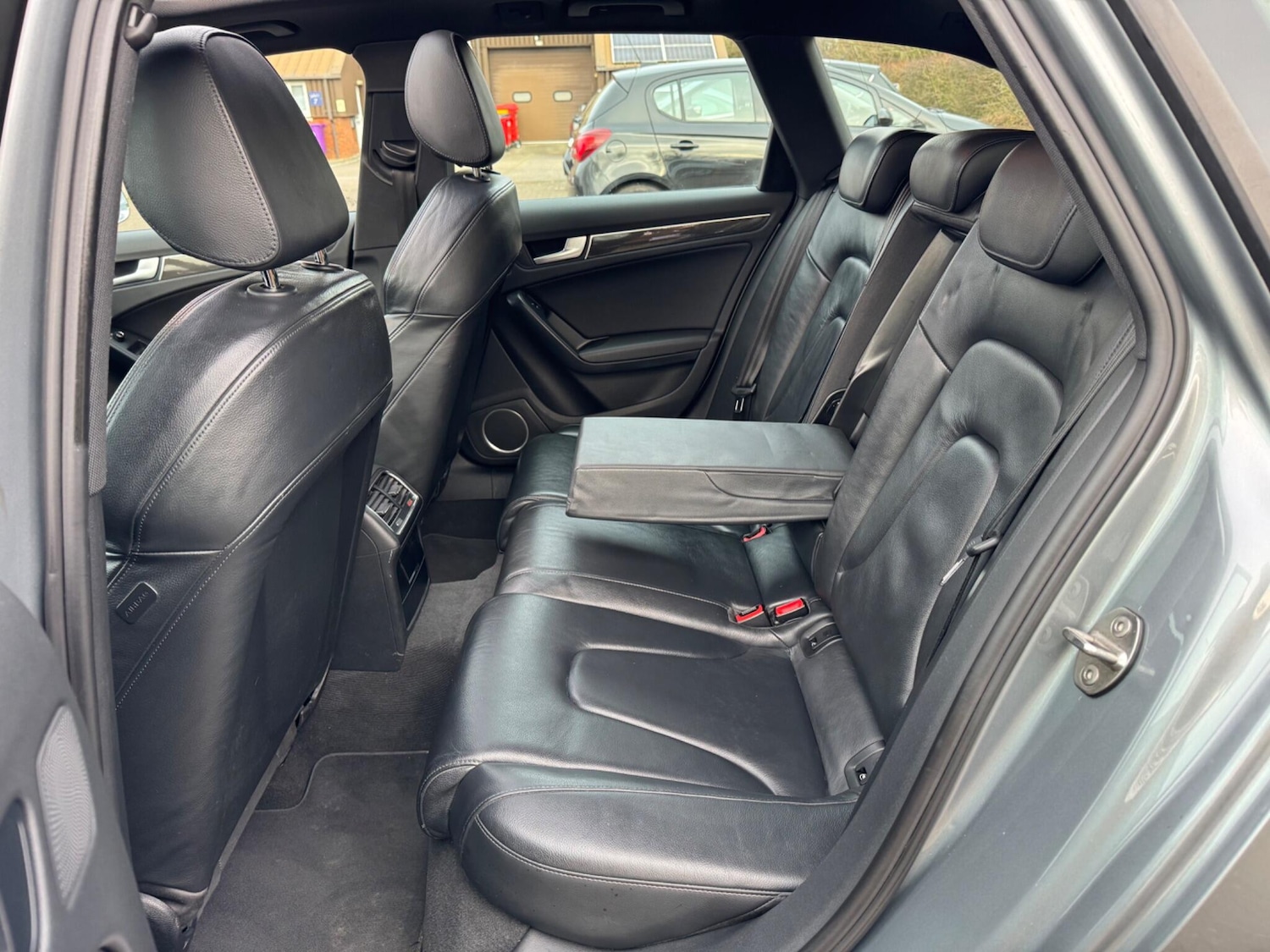 Used Audi A4 2011 for sale - 76989593: Photo 57