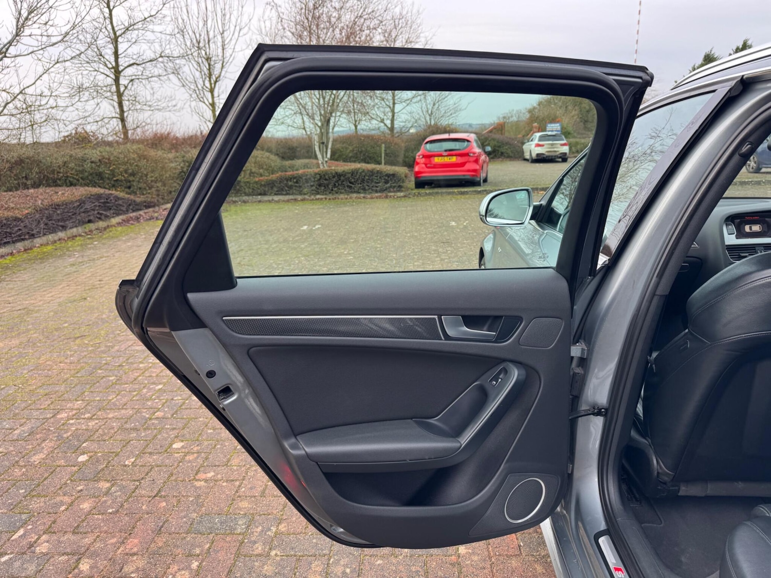 Used Audi A4 2011 for sale - 76989593: Photo 67