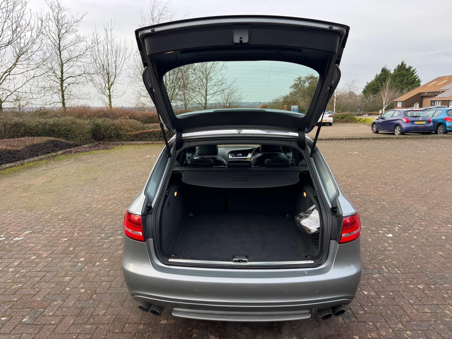 Used Audi A4 2011 for sale - 76989593: Photo 69