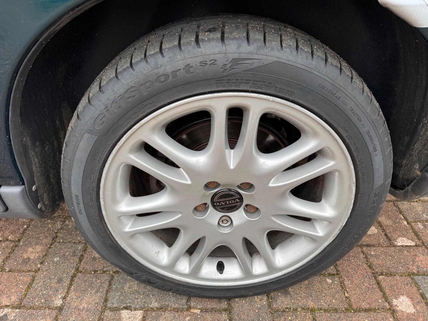 Used Volvo V70 2002 for sale - 78086870: Photo 62