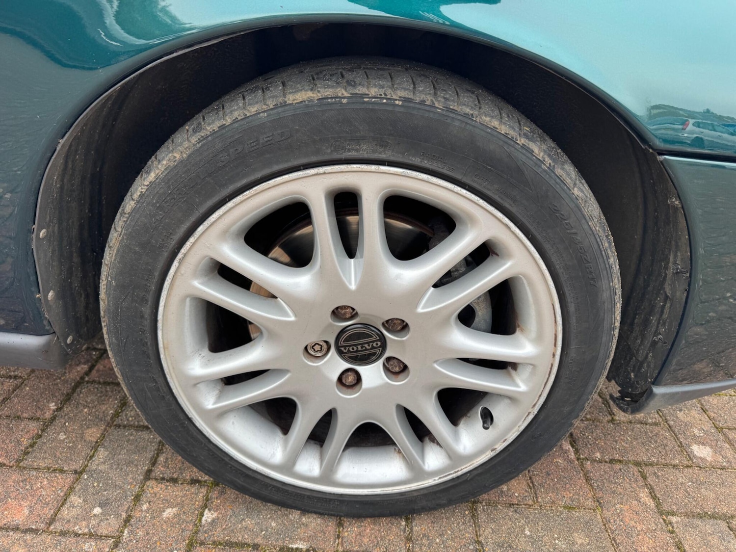 Used Volvo V70 2002 for sale - 78086870: Photo 64