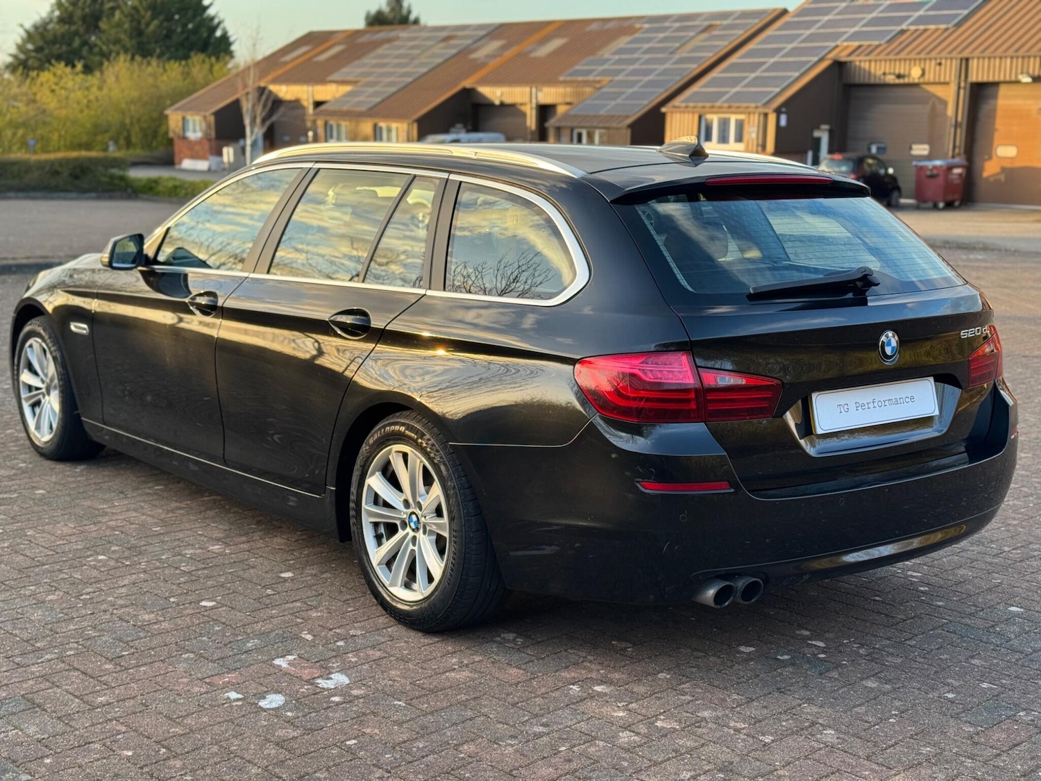 Used BMW 5 Series 2016 for sale - 78101159: Photo 2