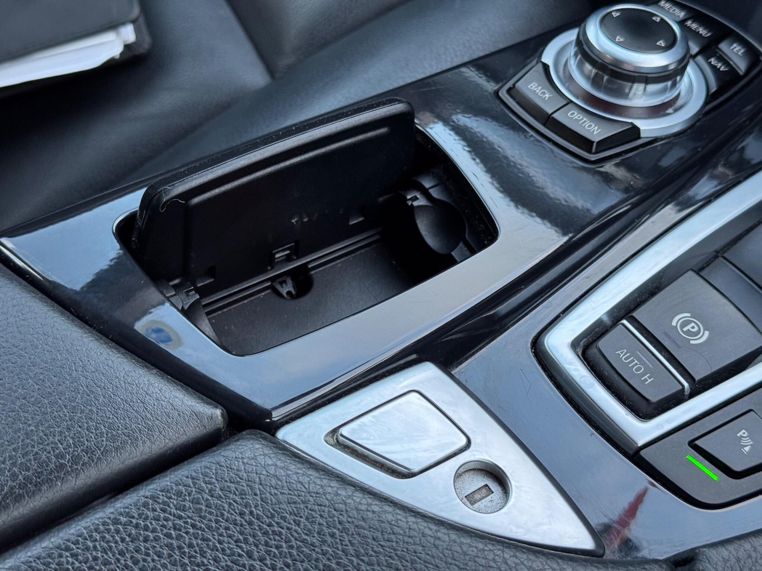 Used BMW 5 Series 2016 for sale - 78101159: Photo 32