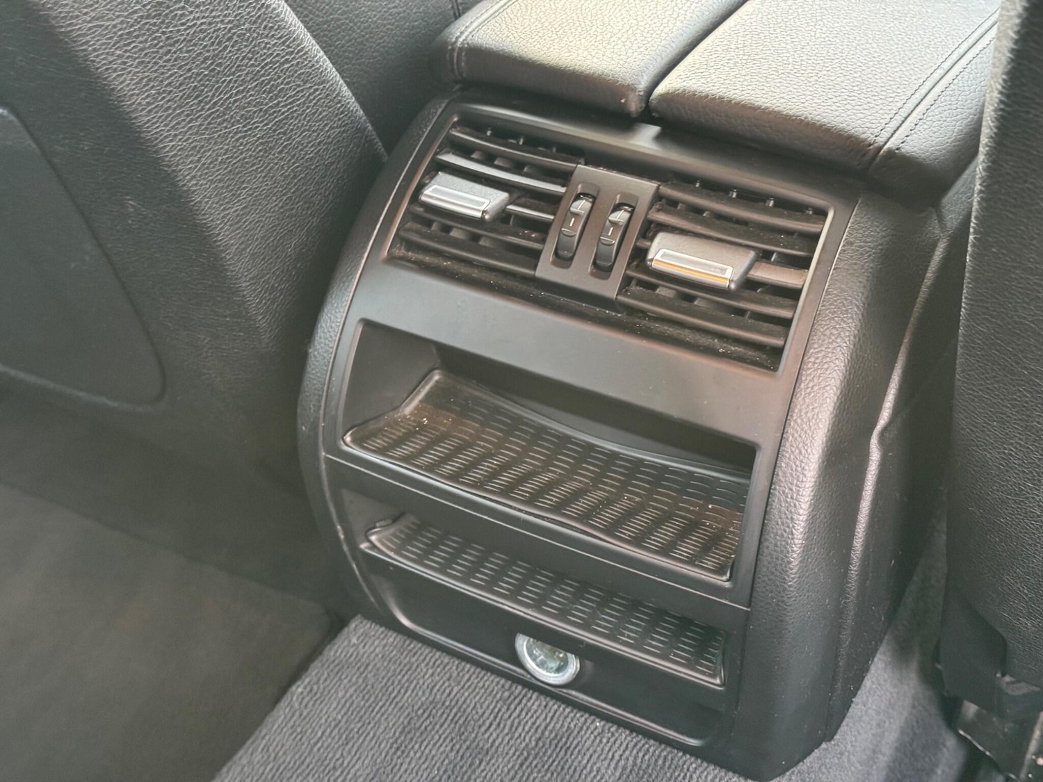 Used BMW 5 Series 2016 for sale - 78101159: Photo 43