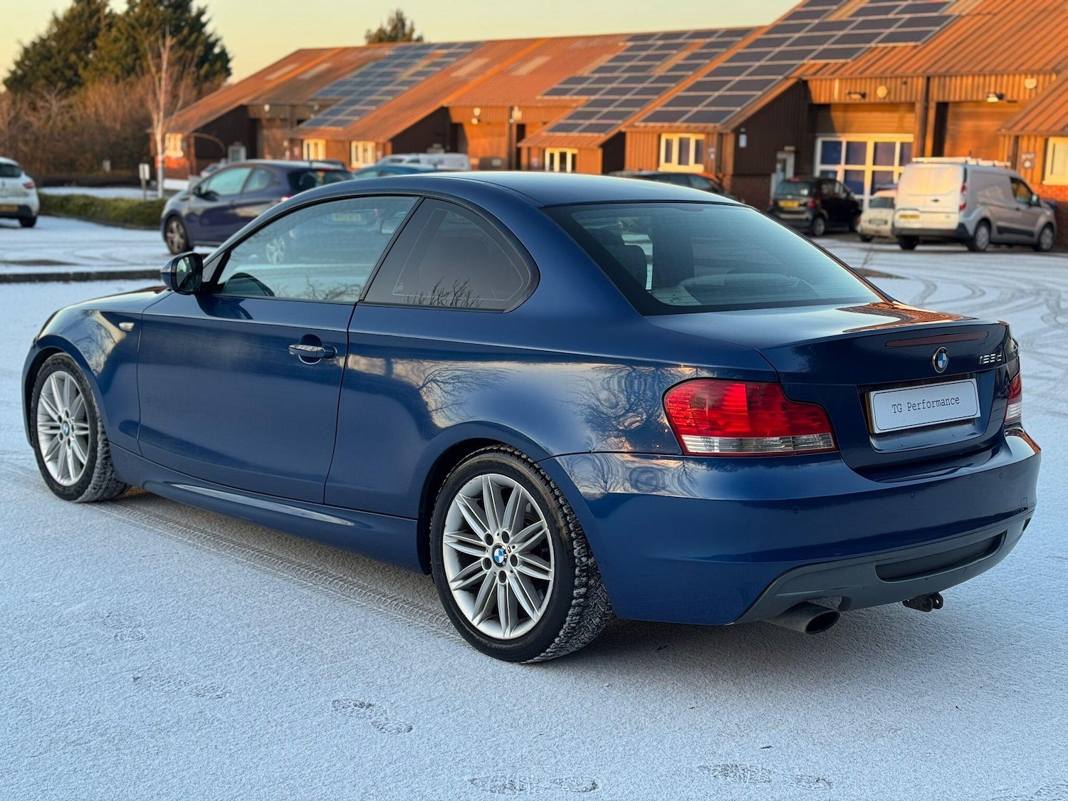 Used BMW 1 Series 2010 for sale - 77108932: Photo 4