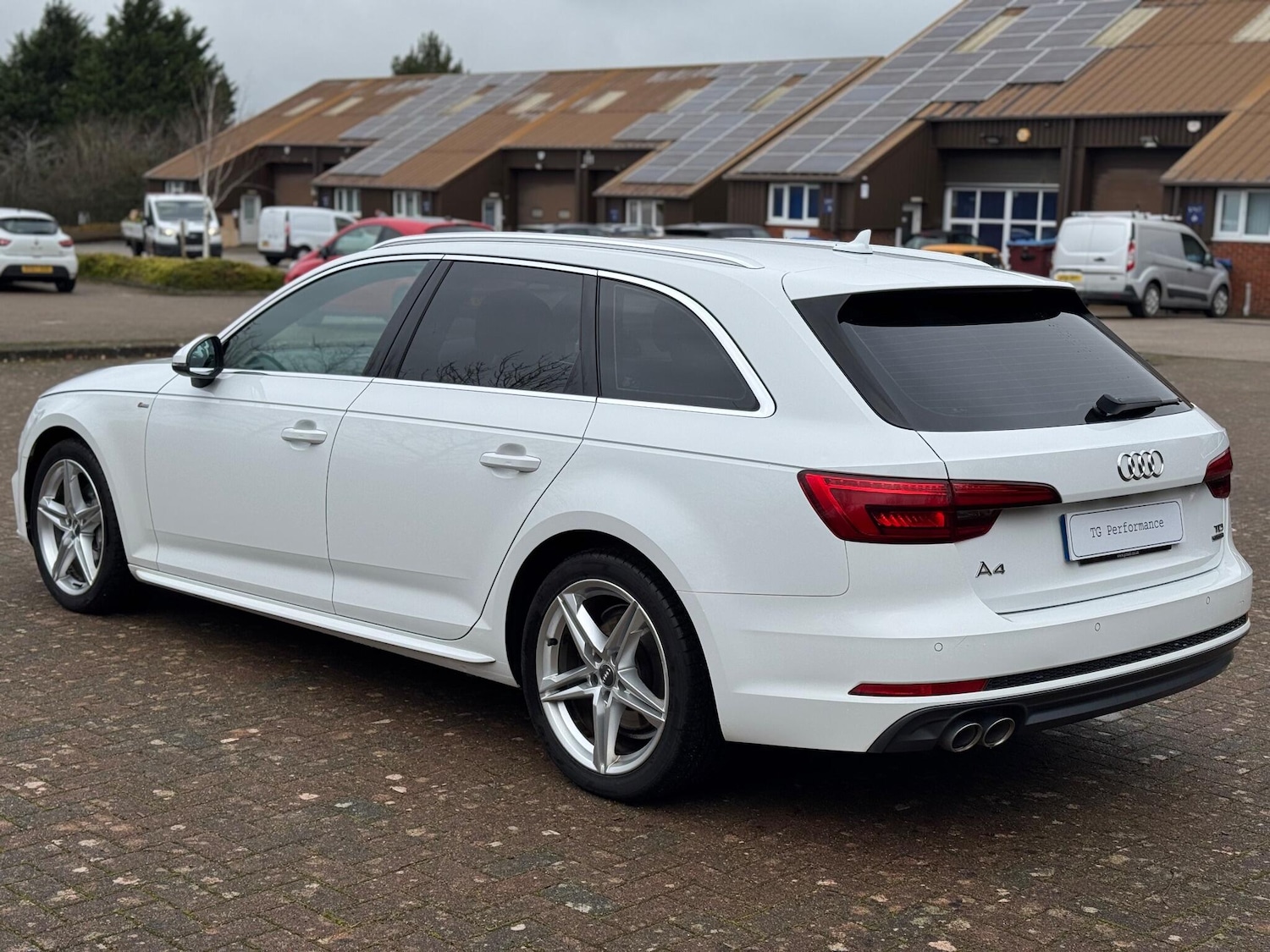 Used Audi A6 2016 for sale - 76700595: Photo 2