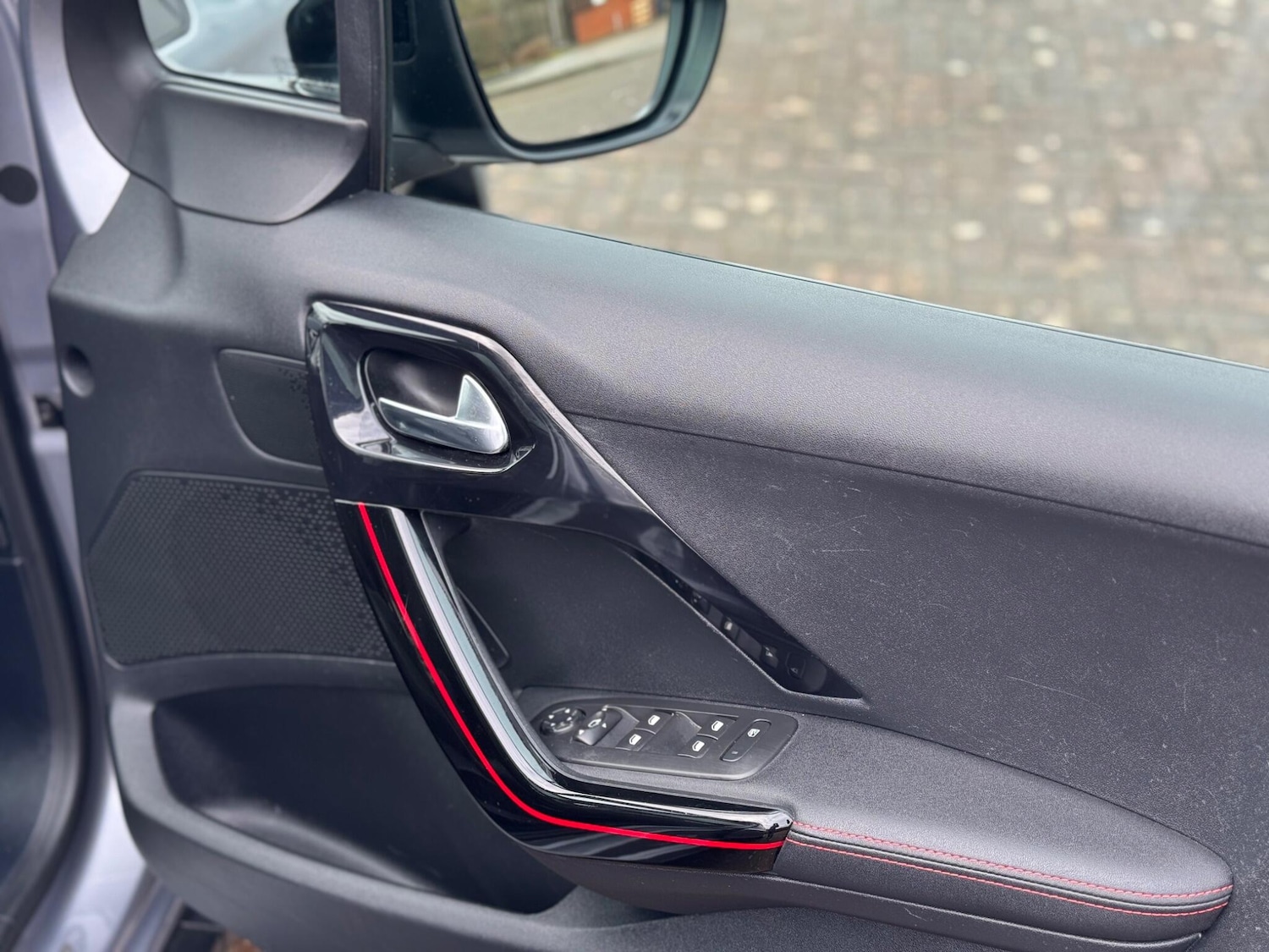 Used Peugeot 2008 2017 for sale - 77598233: Photo 30