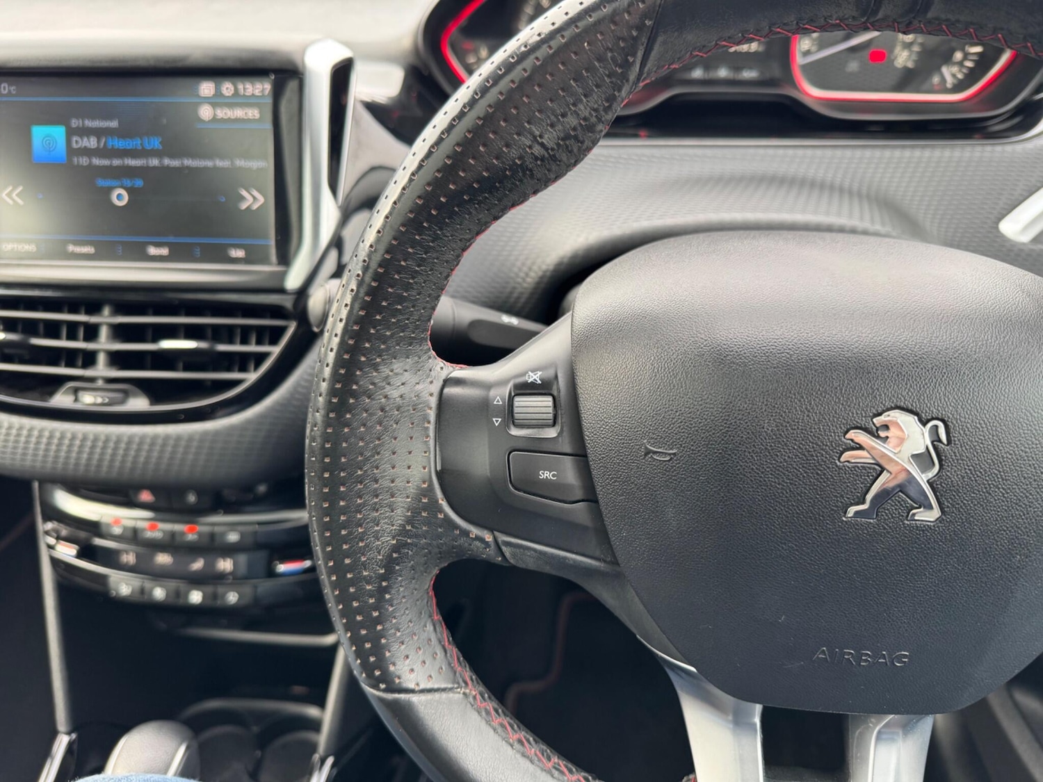 Used Peugeot 2008 2017 for sale - 77598233: Photo 45