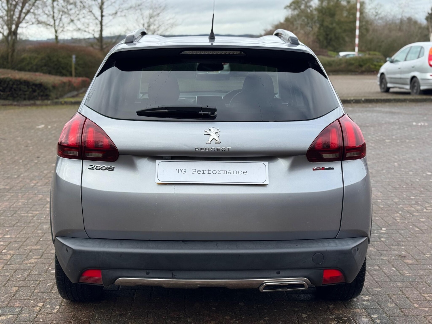 Used Peugeot 2008 2017 for sale - 77598233: Photo 9