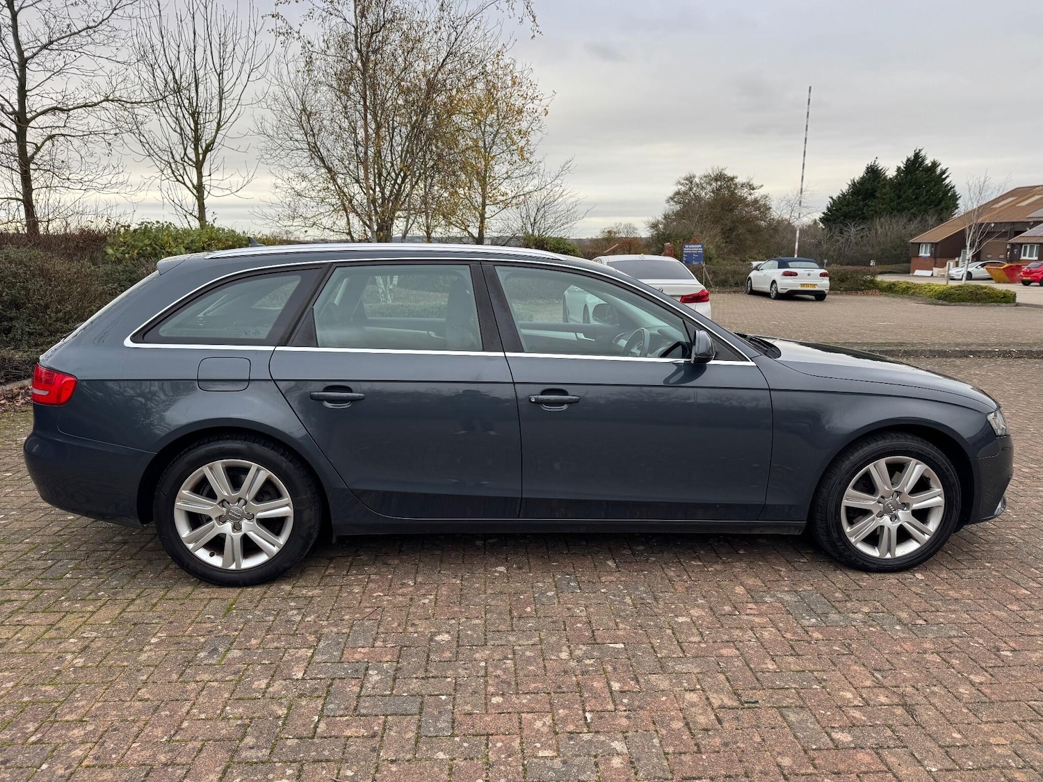 Used Audi A4 Avant 2011 for sale - 76657506: Photo 17